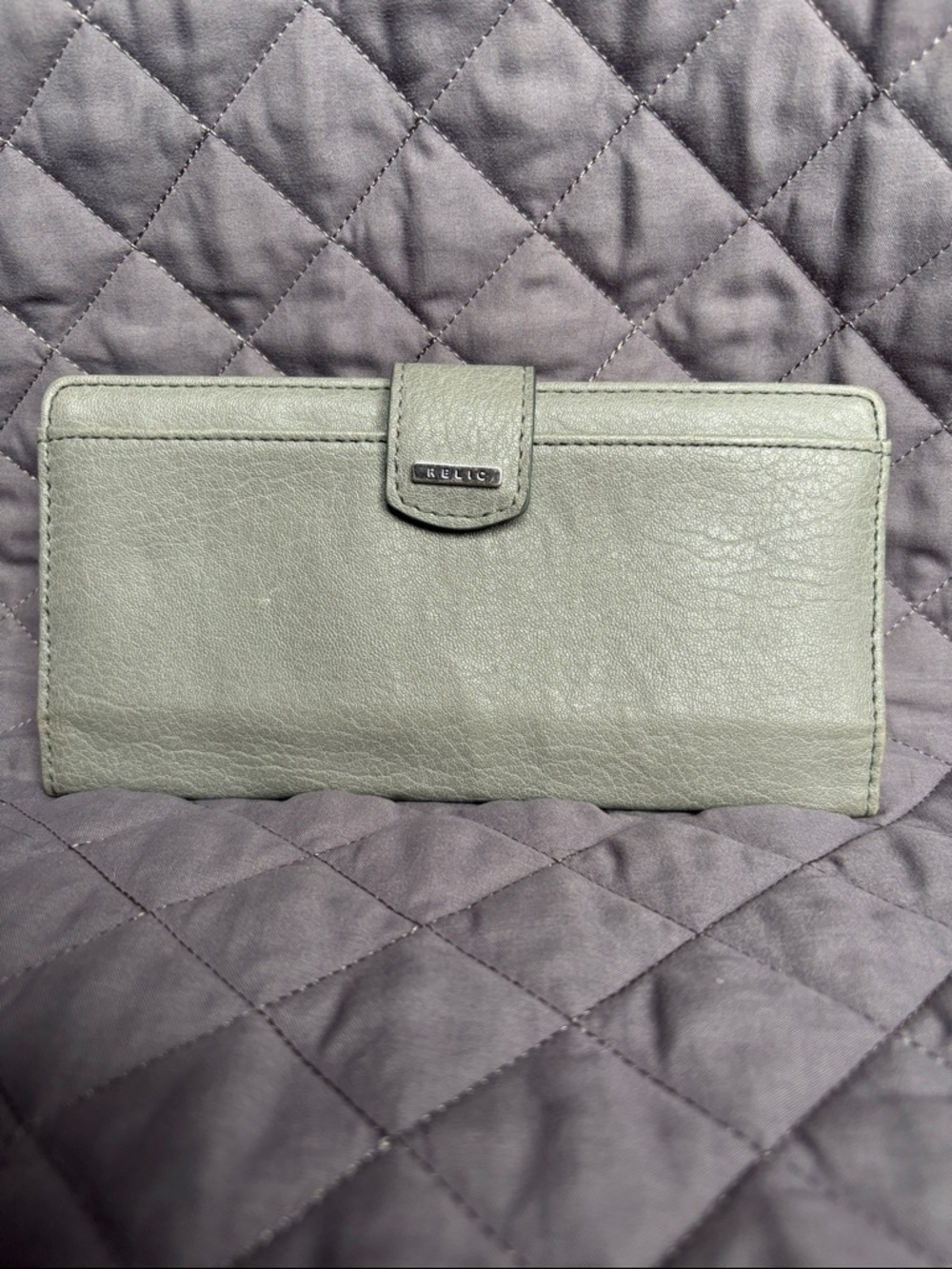Relic by Fossil Slim Clutch/Billfold Wallet in Gray Women's-LIKE NEW!